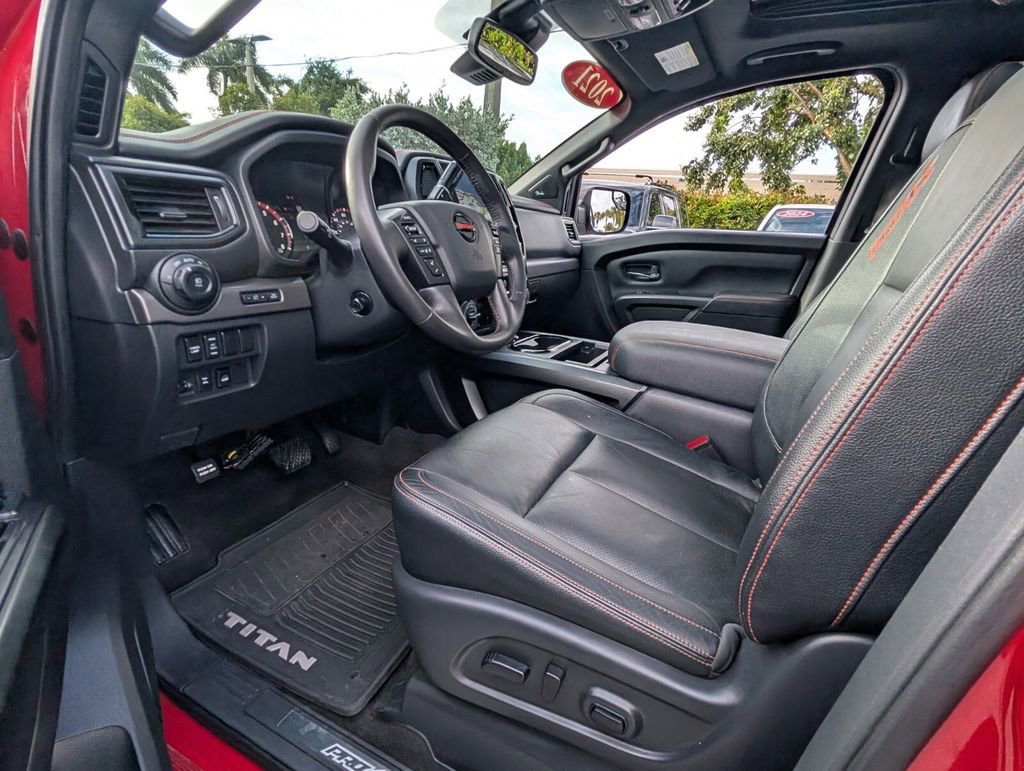 Used 2021 Nissan Titan PRO-4X w/ Pro-4x Convenience Package image 11