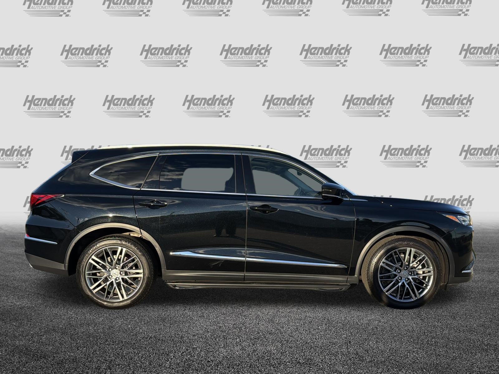 Certified 2024 Acura MDX w/ Advance Package AWD/4WD image 11