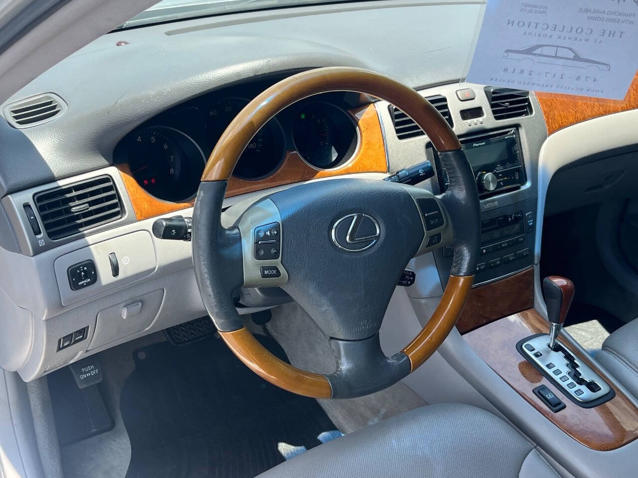 Used 2005 Lexus ES 330 FWD image 12