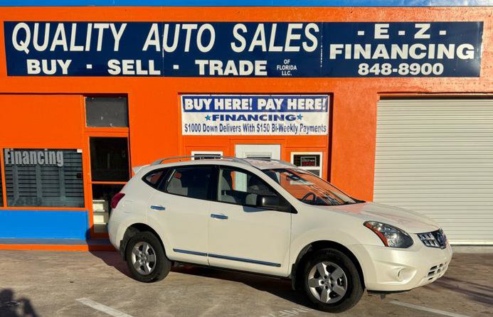 Used 2014 Nissan Rogue S w/ Convenience Package