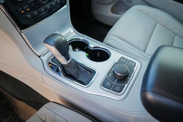 Used 2021 Jeep Grand Cherokee Summit image 22