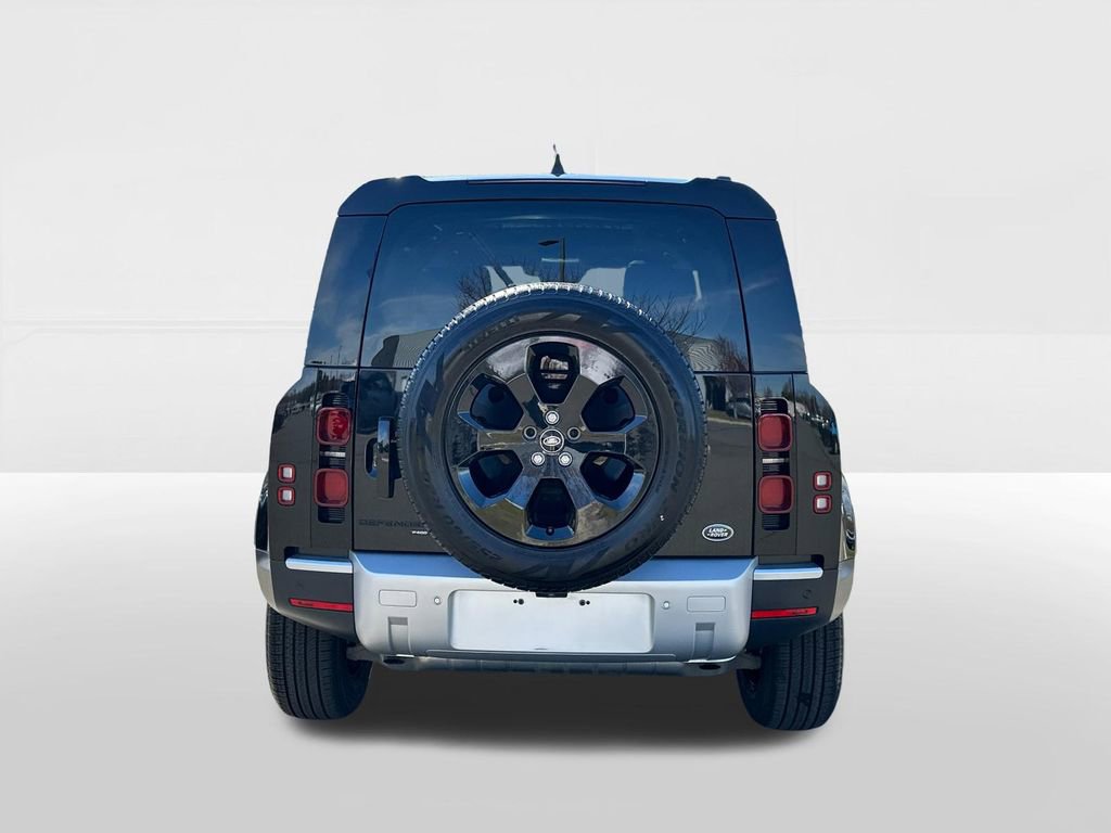 Certified 2023 Land Rover Defender 110 SE AWD/4WD image 3