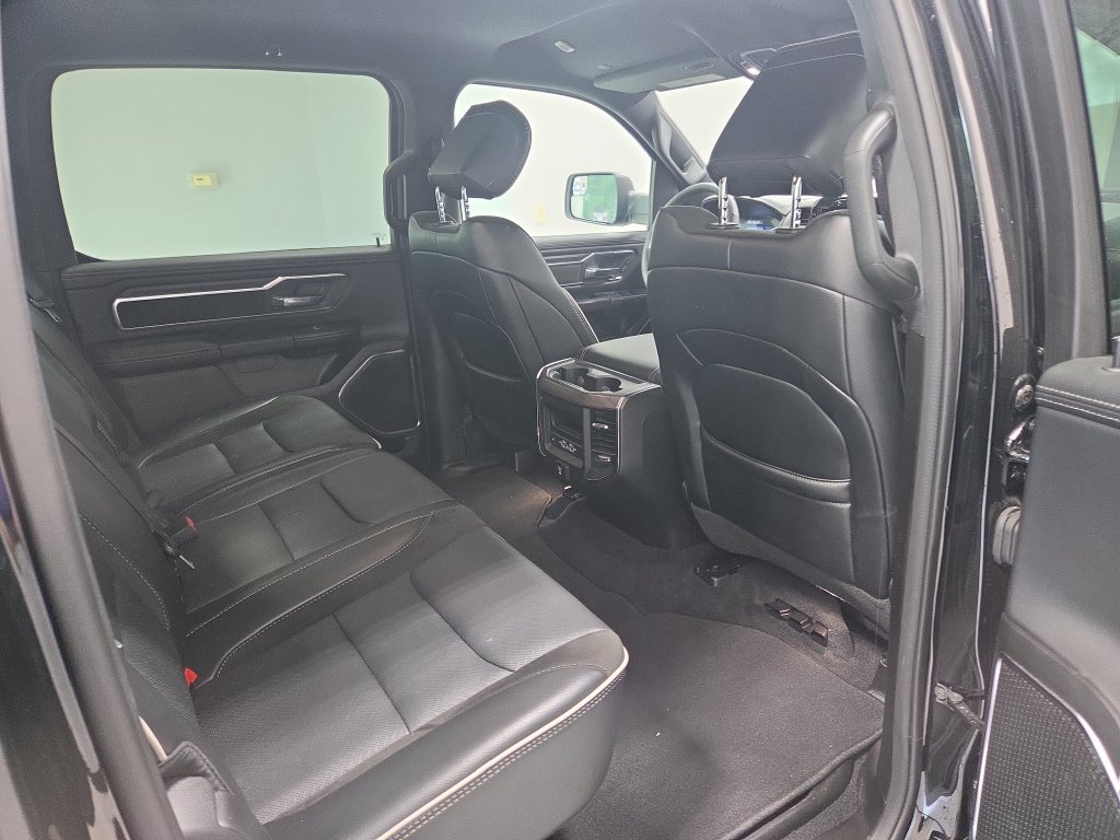 Used 2026 RAM 1500 Laramie AWD/4WD image 17