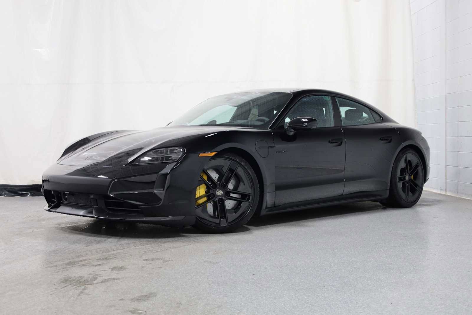 New 2025 Porsche Taycan Turbo image 1