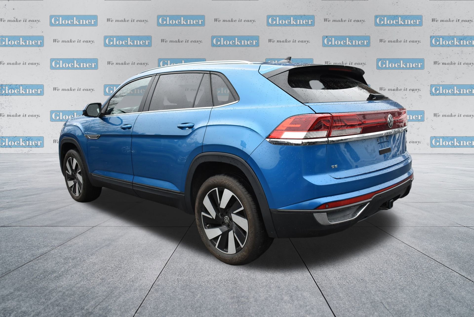 Used 2024 Volkswagen Atlas Cross Sport SE image 8