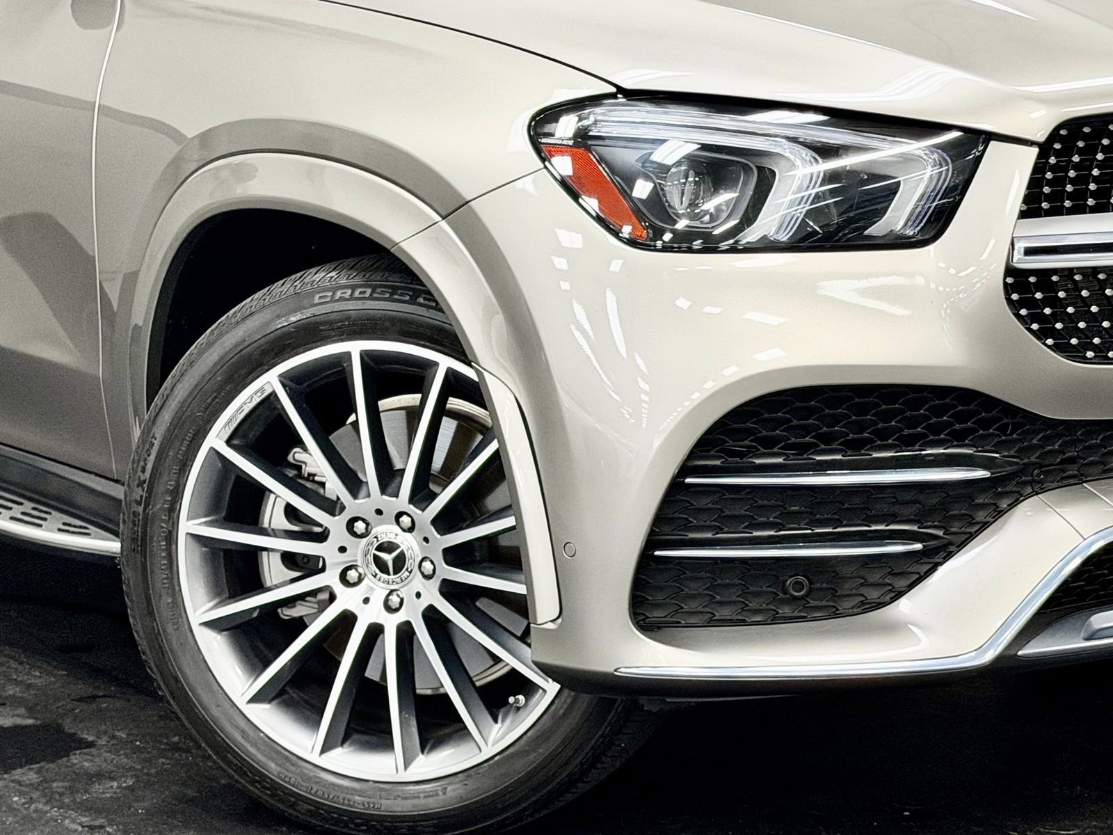 Certified 2023 Mercedes-Benz GLE 450 4MATIC image 4