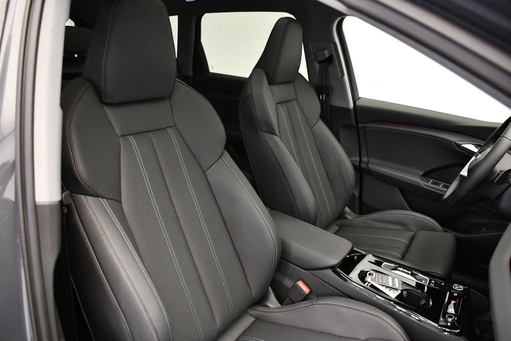 New 2025 Audi Q6 e-tron Premium Plus image 49