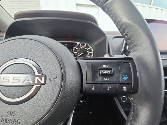 Used 2023 Nissan Rogue SV w/ SV Premium Package image 12