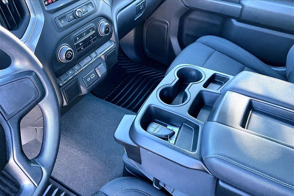 Used 2025 Chevrolet Silverado 1500 W/T w/ Trailering Package image 5