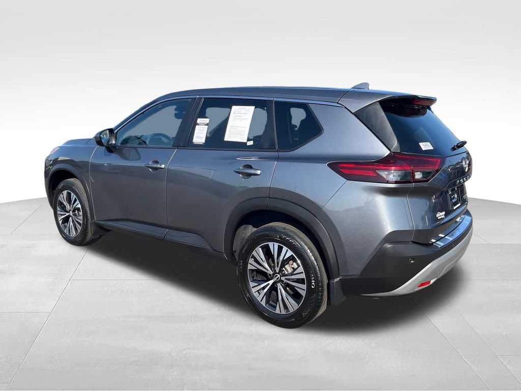Used 2023 Nissan Rogue SV AWD/4WD image 3