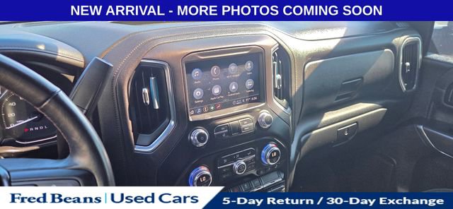 Used 2021 GMC Sierra 2500 AT4 w/ Snow Plow Prep/Camper Package AWD/4WD image 17