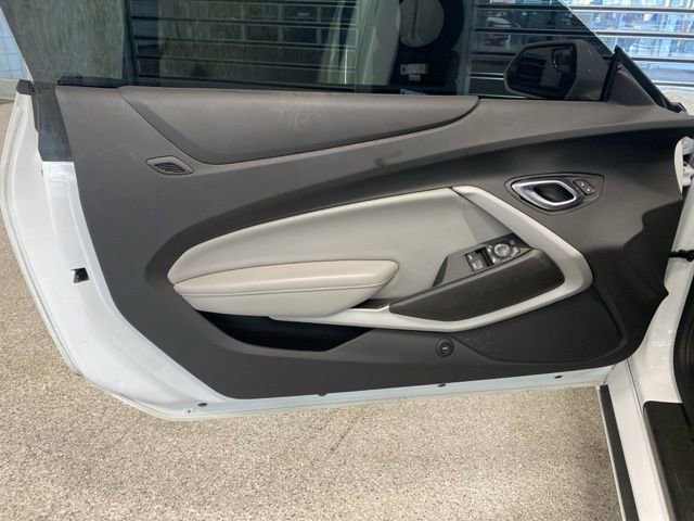 Certified 2023 Chevrolet Camaro LT image 25