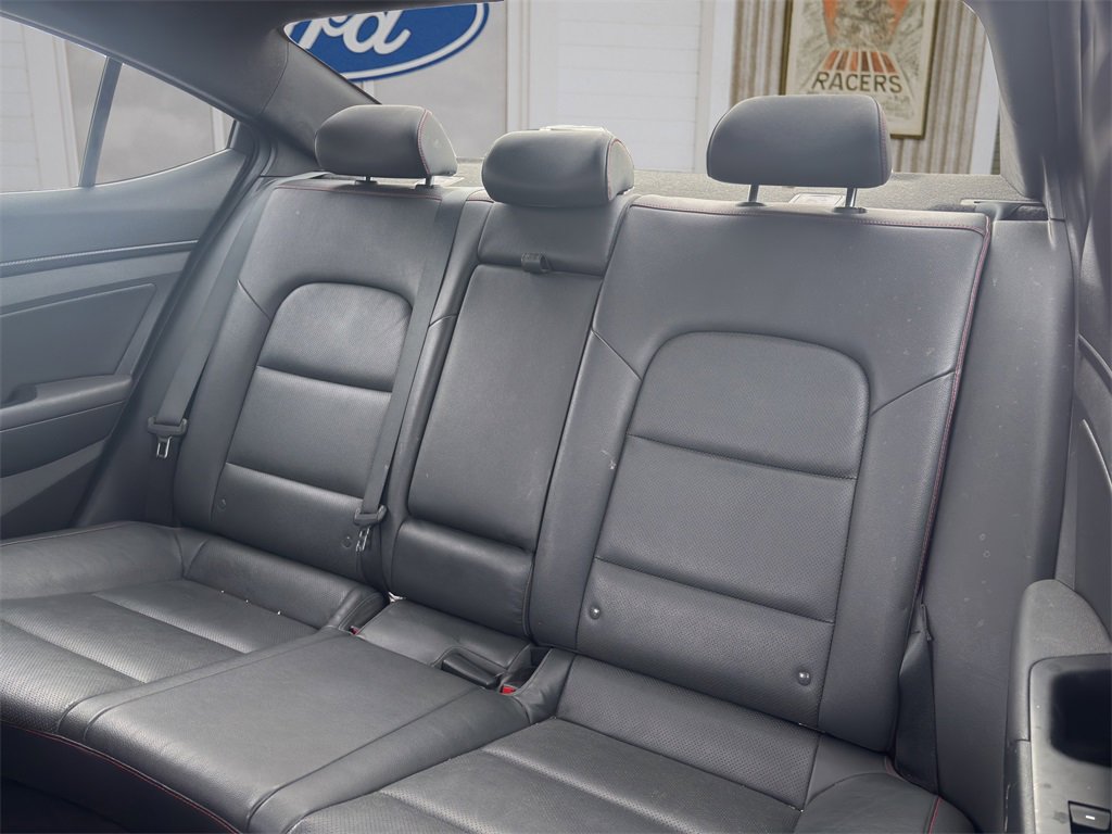Used 2018 Hyundai Elantra Sport image 12