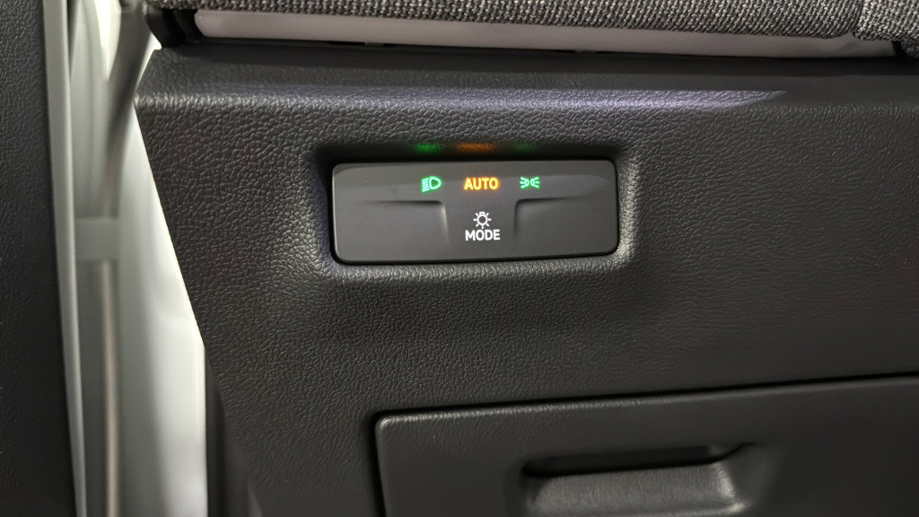 New 2026 Volkswagen Tiguan S FWD image 20