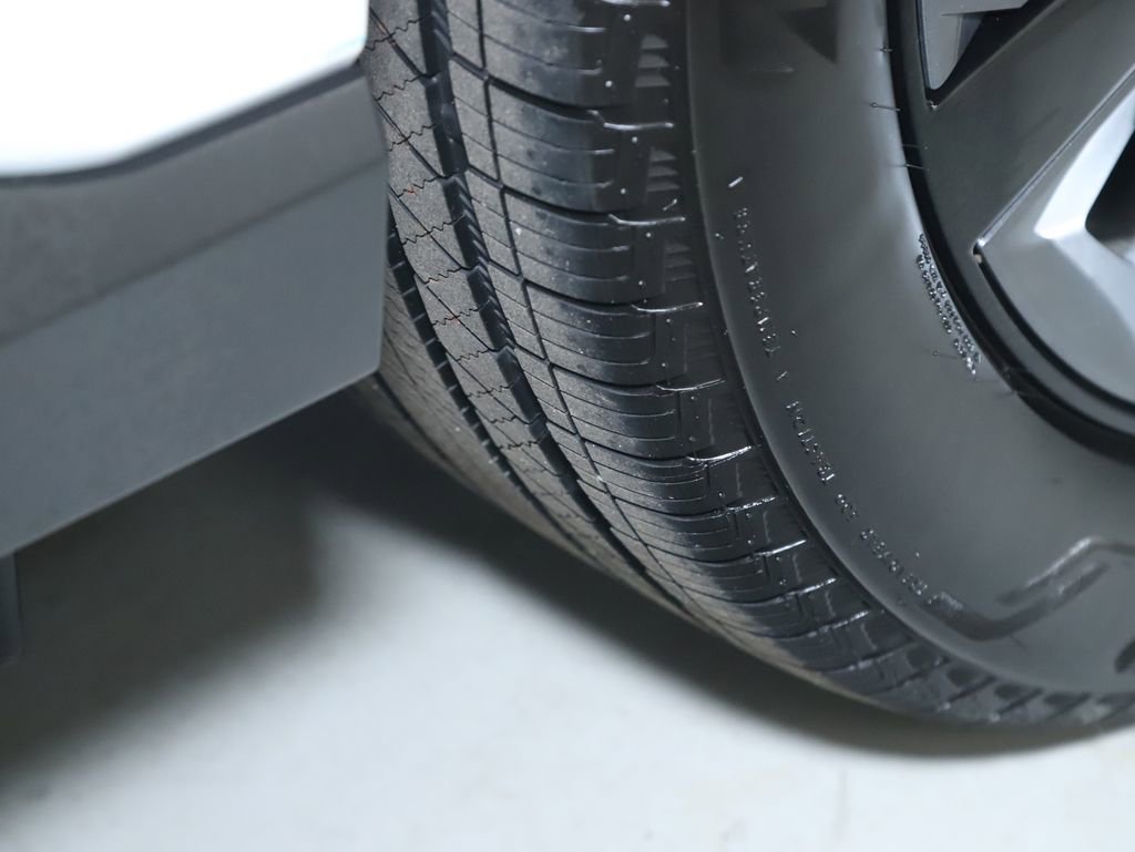 Certified 2025 Nissan Murano SL w/ Cargo Package AWD/4WD image 37