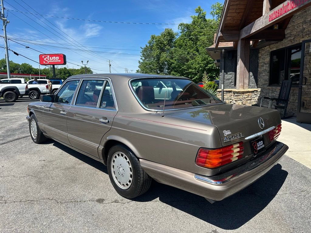 Used 1987 Mercedes-Benz 420 SEL image 3