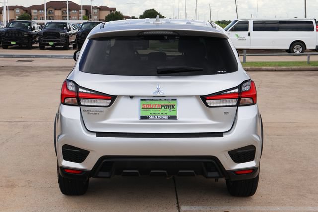 Used 2023 Mitsubishi Outlander Sport SE AWD/4WD image 5