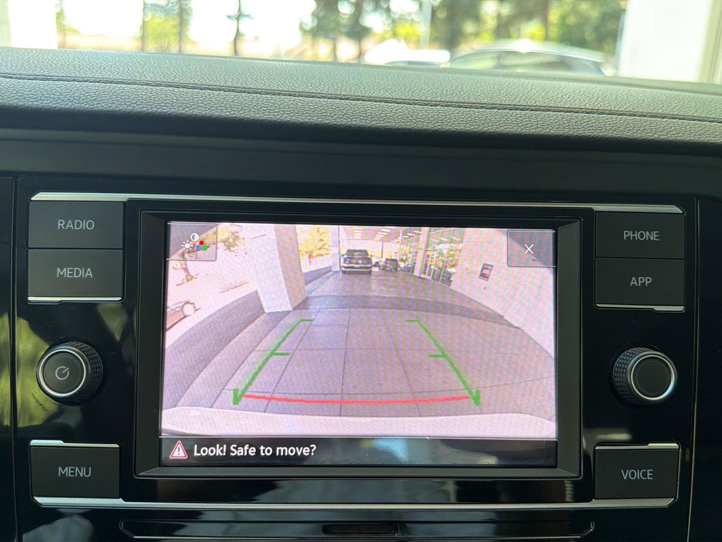 Certified 2024 Volkswagen Jetta S FWD image 22
