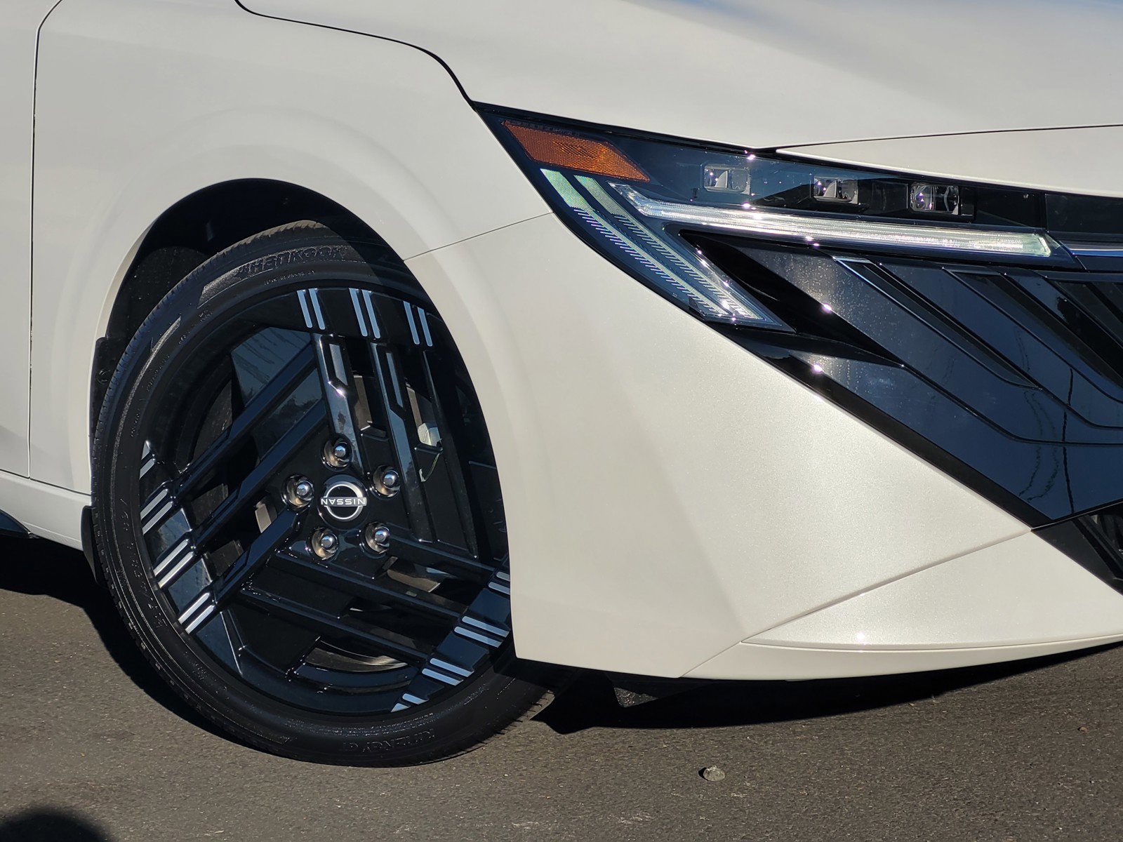 New 2026 Nissan Sentra SR w/ Floor Mat Package image 3