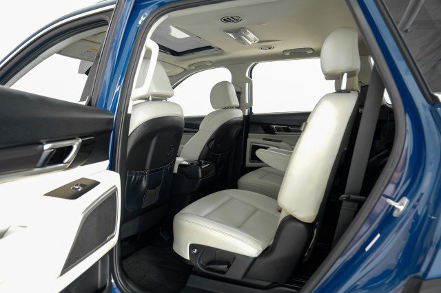 Used 2023 Kia Telluride S w/ S Sunroof Package FWD image 47