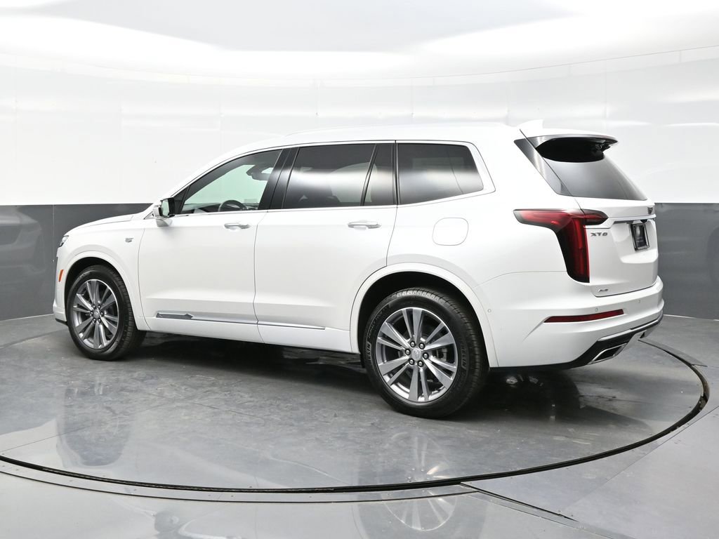 Certified 2025 Cadillac XT6 Premium Luxury w/ Platinum Package image 4
