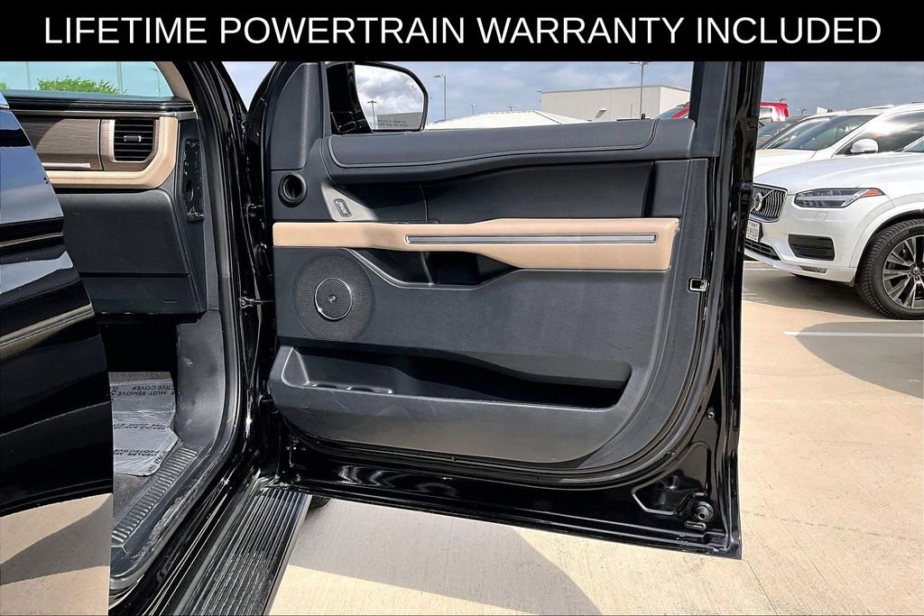 Used 2024 Ford Expedition Limited image 24