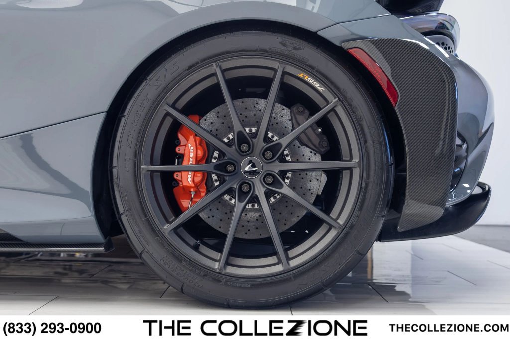 Used 2021 McLaren 765LT RWD image 23