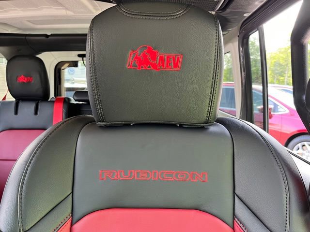 Used 2023 Jeep Wrangler Unlimited Rubicon 4xe image 18