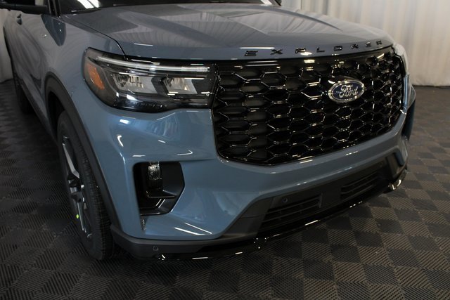 New 2026 Ford Explorer ST-Line image 32