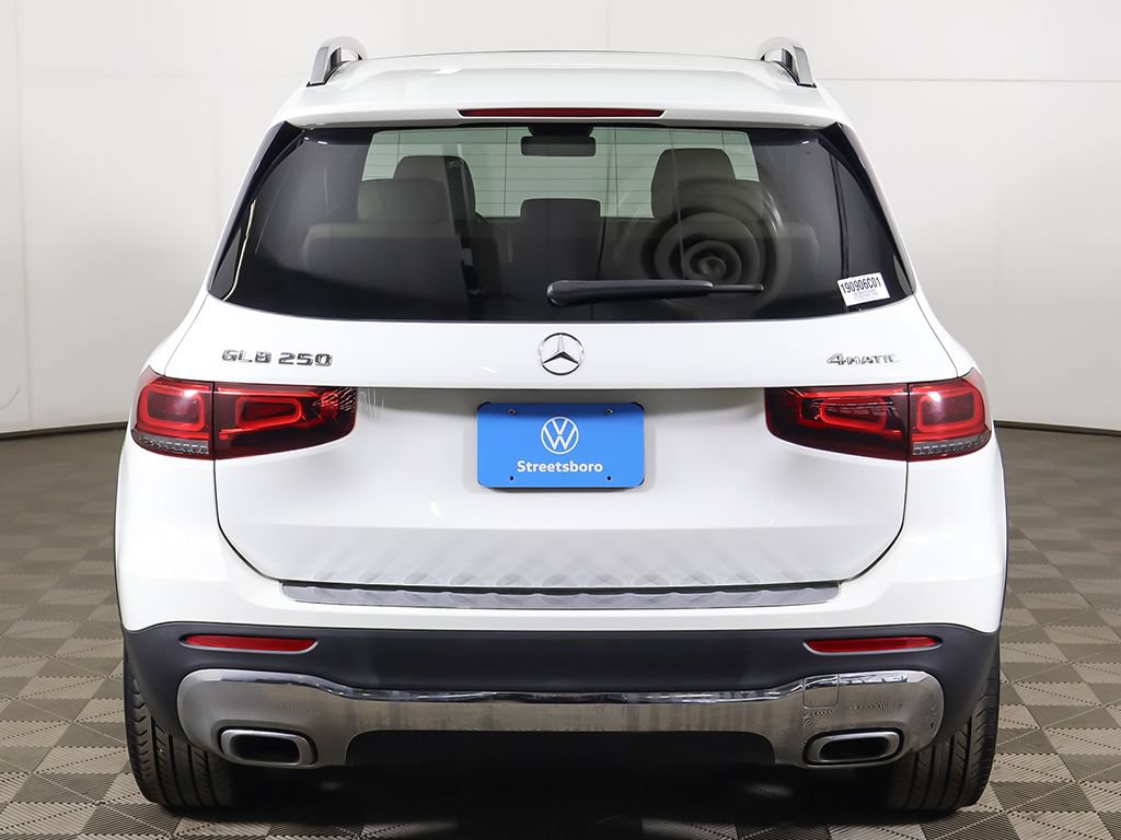 Used 2022 Mercedes-Benz GLB 250 4MATIC image 13