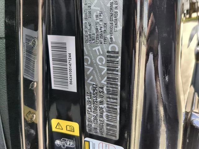 Used 2025 Jeep Gladiator Rubicon w/ Convenience Group AWD/4WD image 26