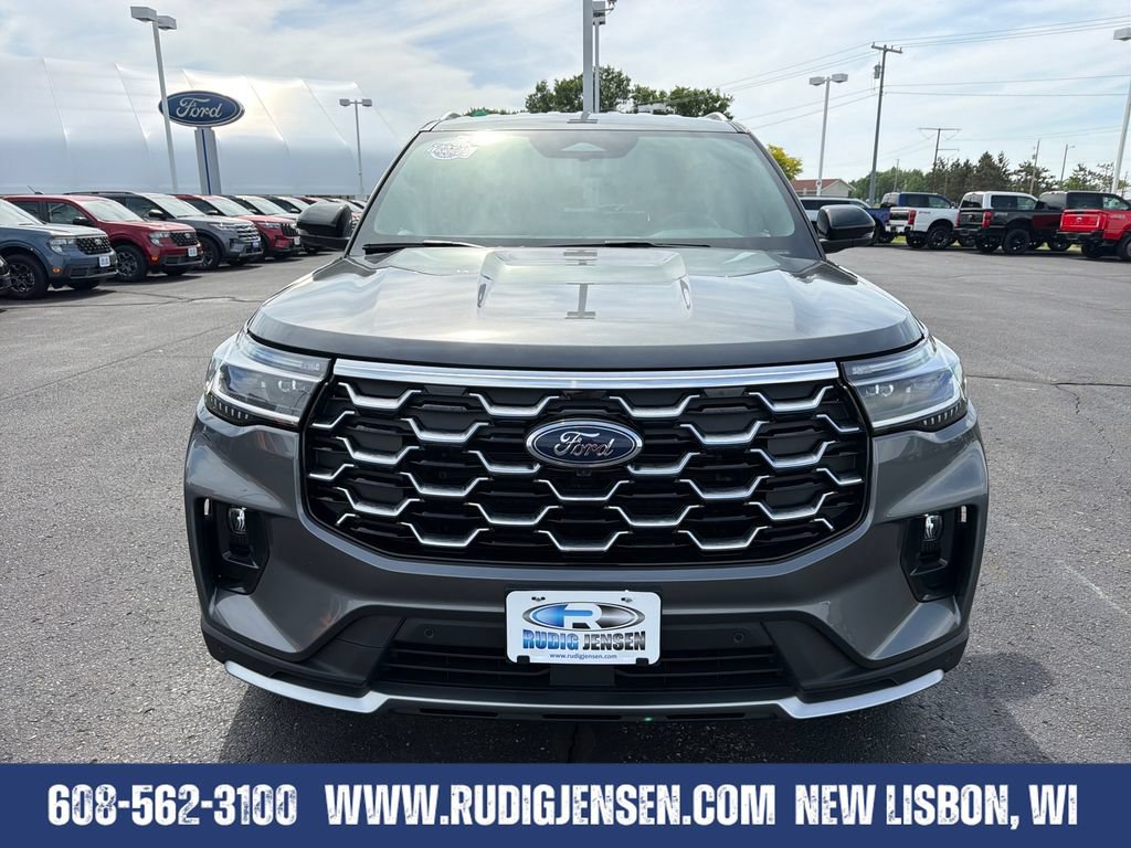 Used 2026 Ford Explorer Platinum w/ LUX Leather Package AWD/4WD image 8
