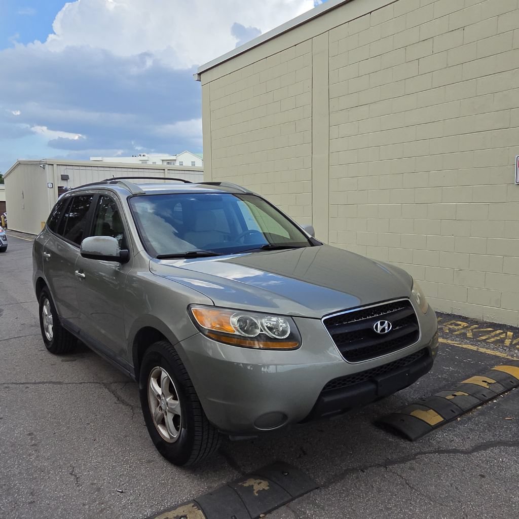 Used 2007 Hyundai Santa Fe GLS FWD image 2