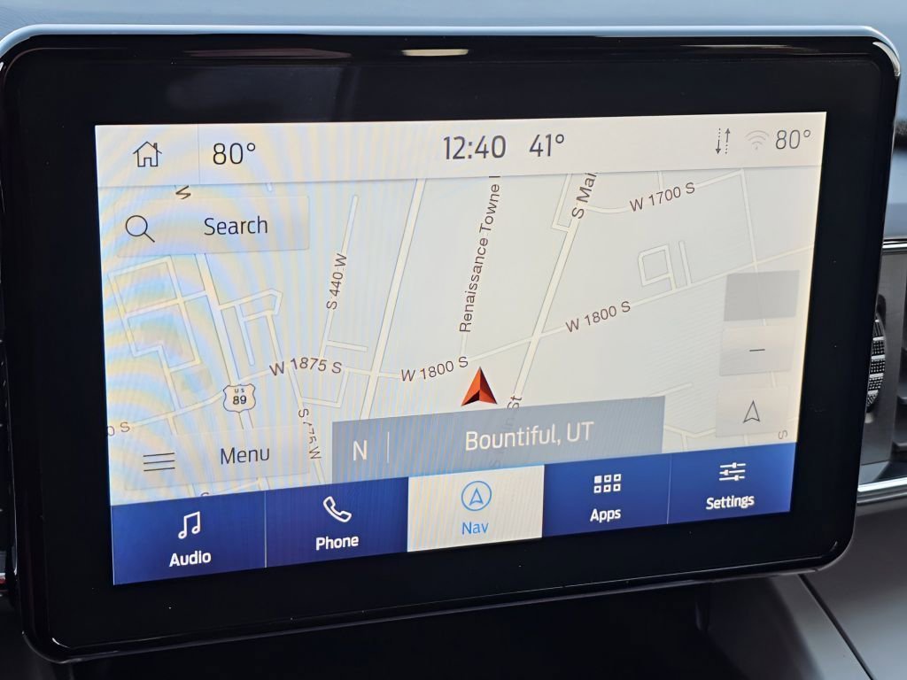 Used 2022 Ford Explorer XLT w/ Equipment Group 202A image 8