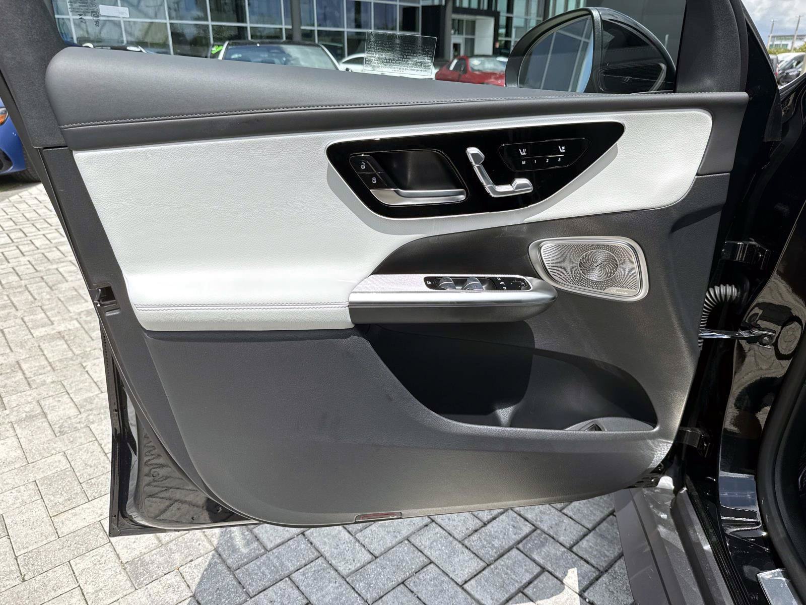 New 2027 Mercedes-Benz GLC 300 image 17