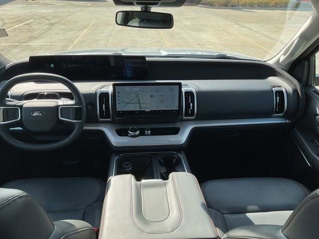 Used 2025 Ford Expedition Max Active image 32