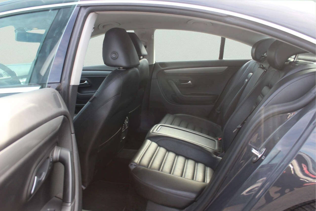 Used 2012 Volkswagen CC R-Line FWD image 7
