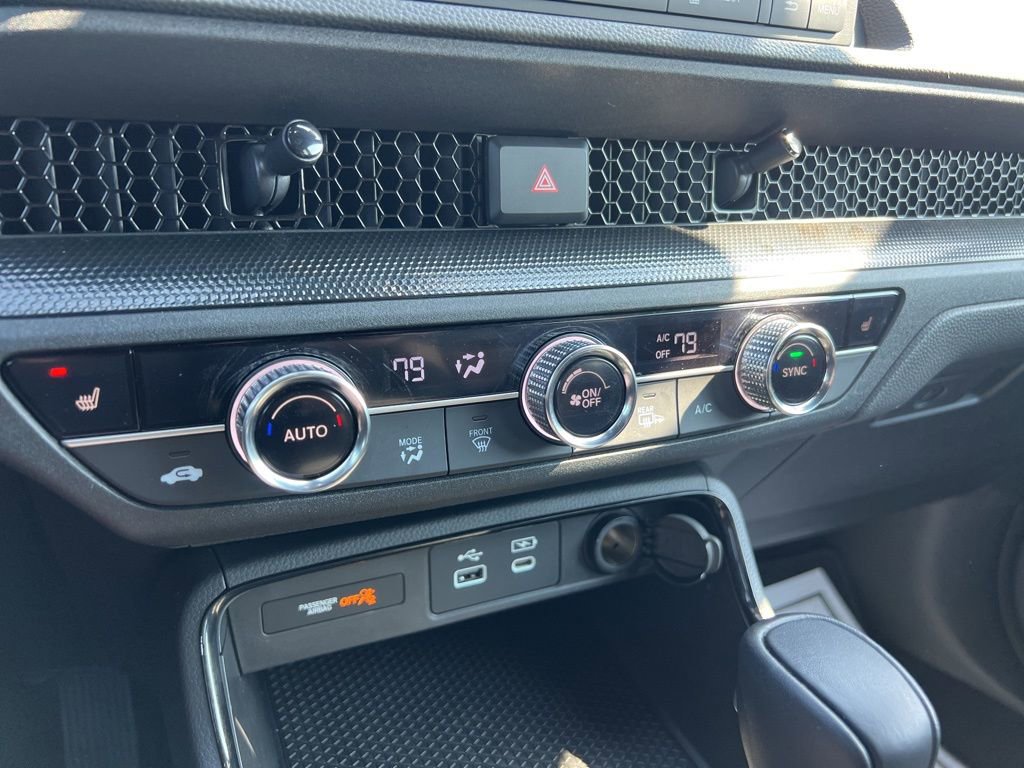 Used 2025 Honda CR-V Sport image 10