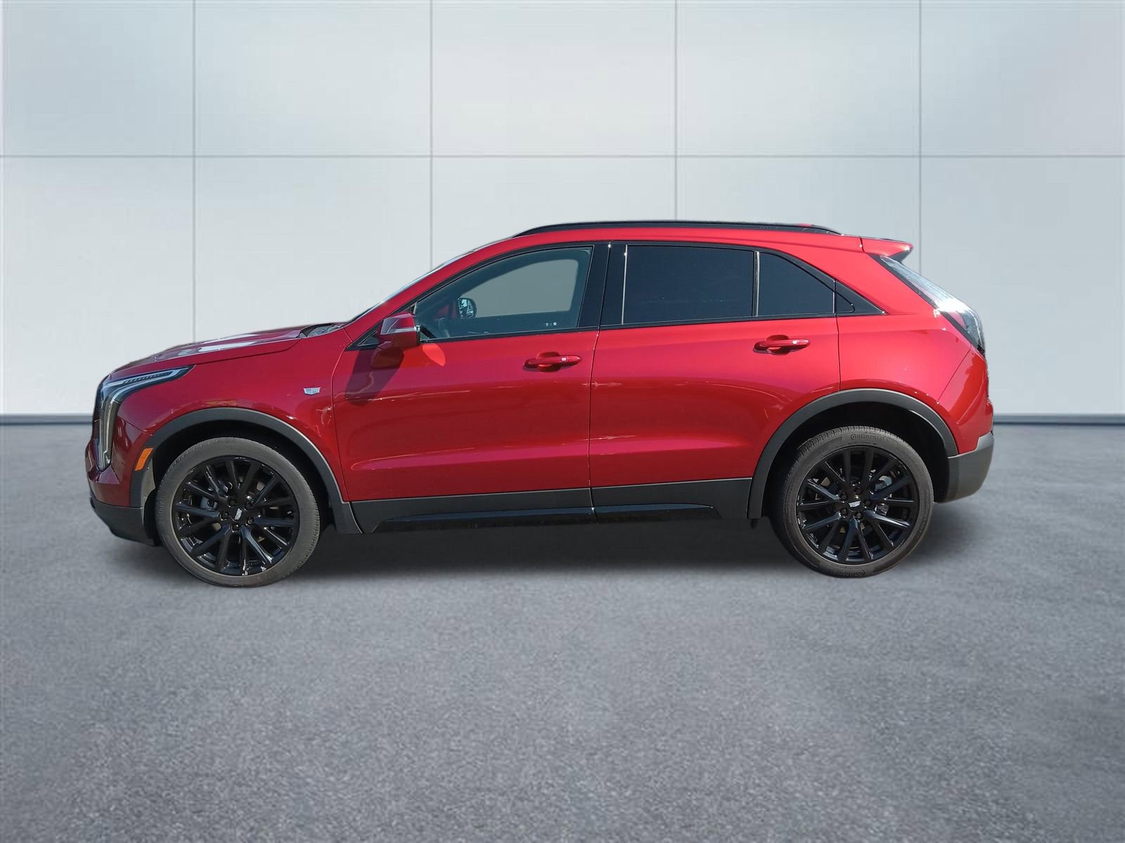 Certified 2023 Cadillac XT4 Sport w/ LPO, Onyx Lite Package image 2