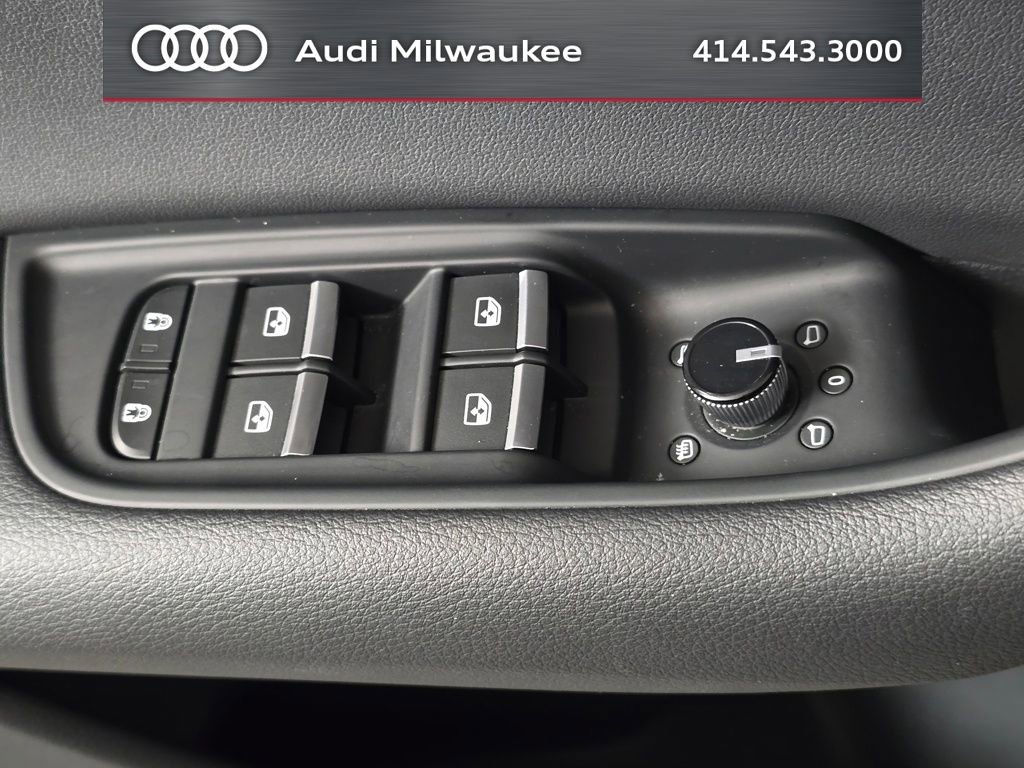Used 2023 Audi Q8 Premium w/ Convenience Package AWD/4WD image 14