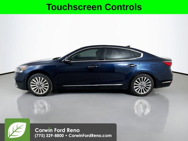 Used 2017 Kia Cadenza Premium w/ Luxury Package image 4