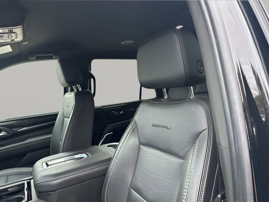 Used 2021 GMC Yukon Denali image 27