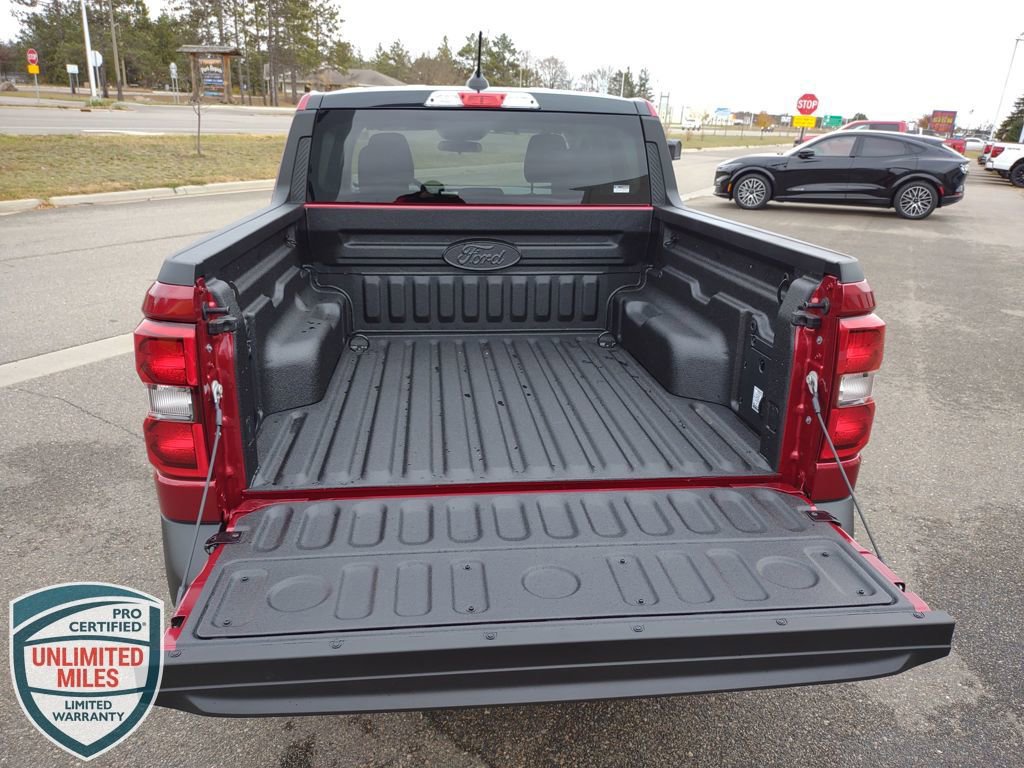 New 2025 Ford Maverick XLT w/ XLT Luxury Package image 24