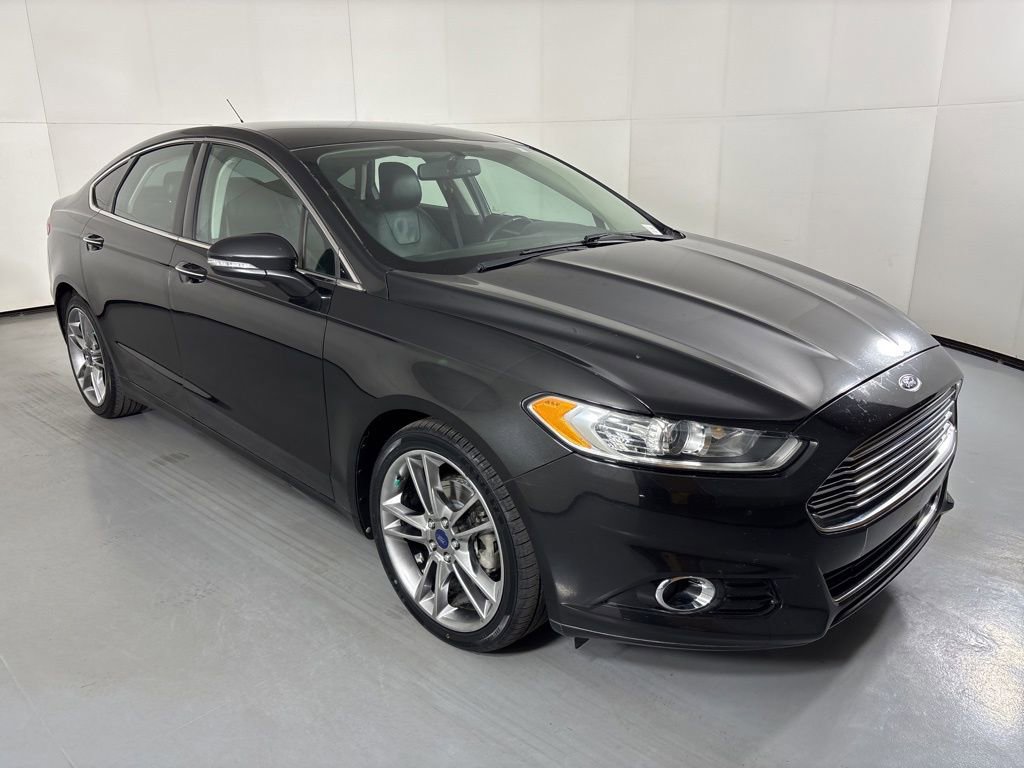 Used 2014 Ford Fusion Titanium image 2