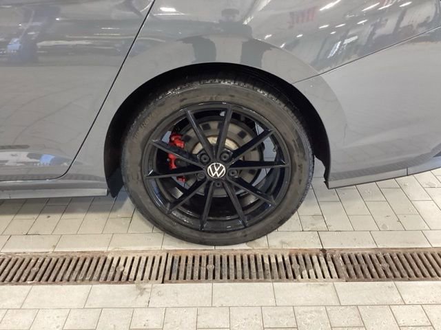 Certified 2024 Volkswagen Jetta GLI 40th Anniversary Edition image 21