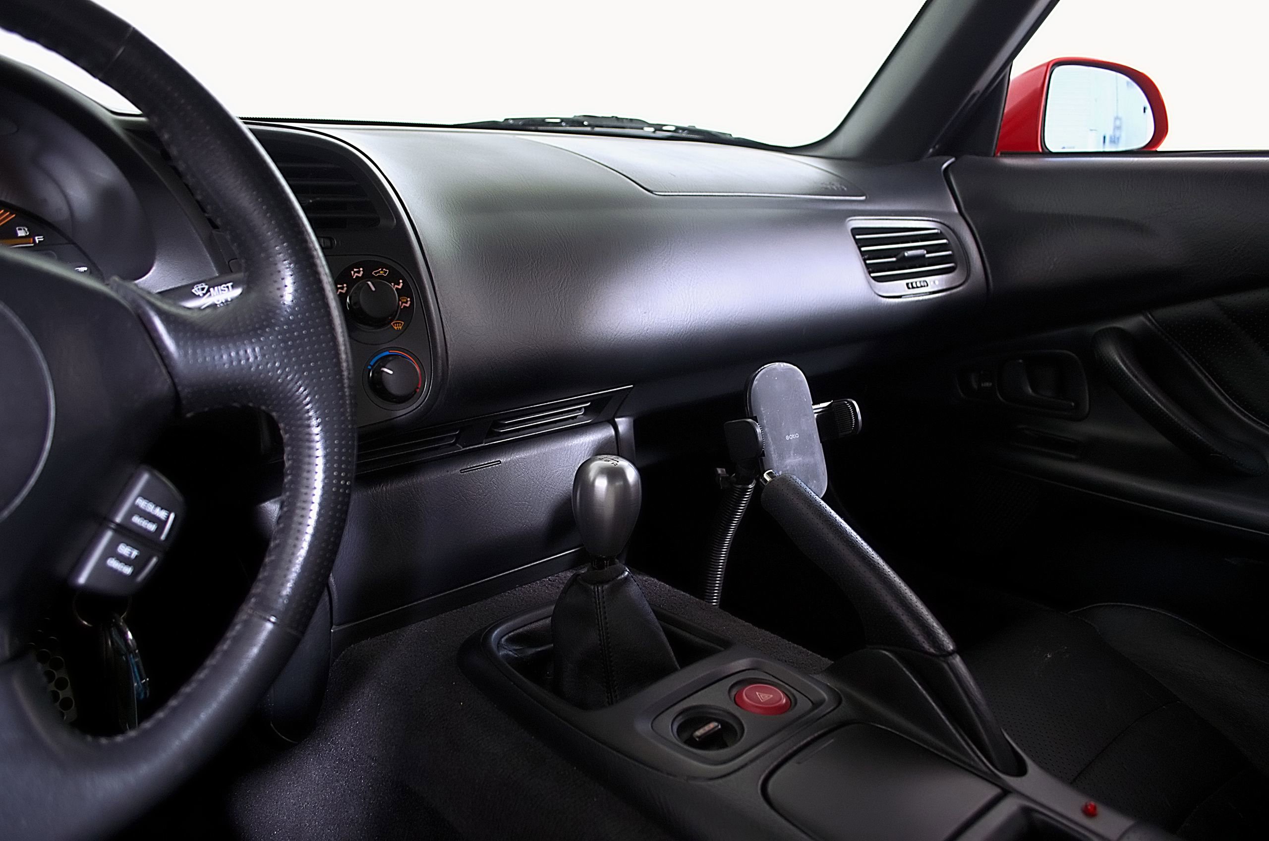 Used 2000 Honda S2000 image 17