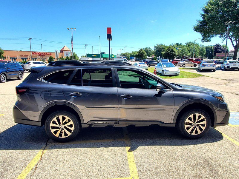 Used 2021 Subaru Outback Premium AWD/4WD image 4