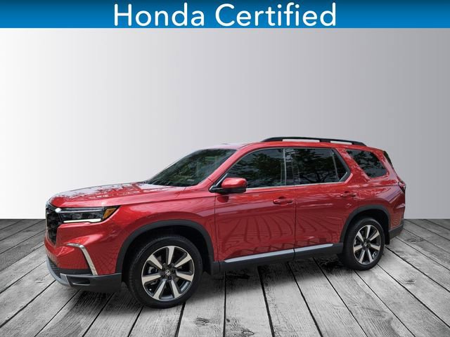 Certified 2025 Honda Pilot Touring image 1