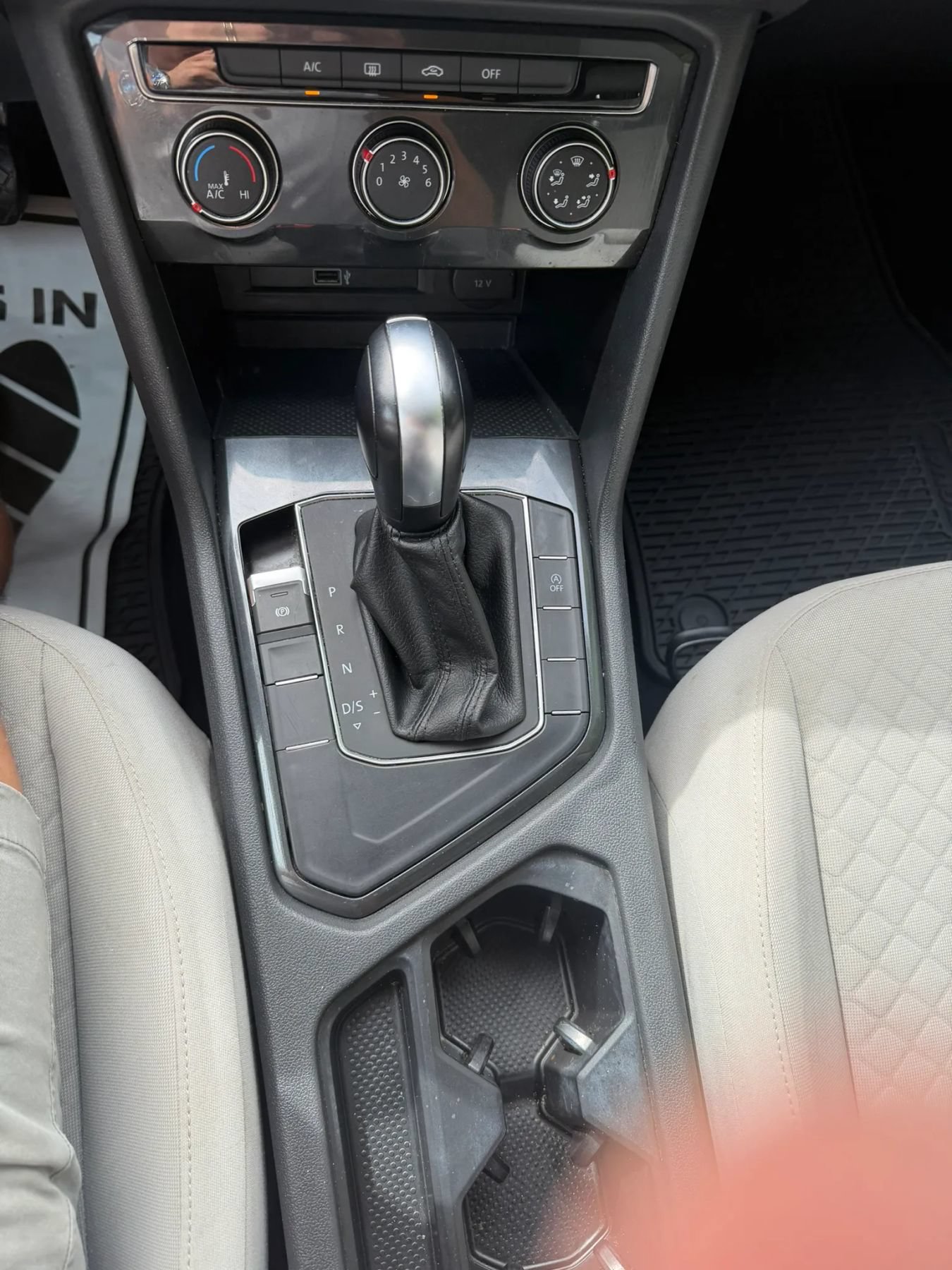 Used 2018 Volkswagen Tiguan S FWD image 16