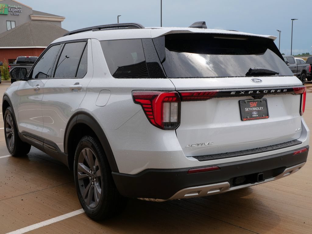New 2026 Ford Explorer Active w/ Active Comfort Package AWD/4WD image 6